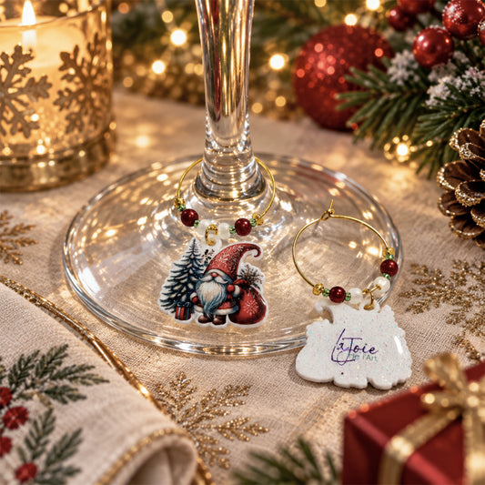 LaJoie de l'Art - Holiday Christmas Wine Glass Charms Vintage Style | Party Drink Markers (Set of 6)