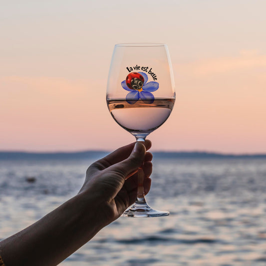 ladybug-wine-glass-life-is-good