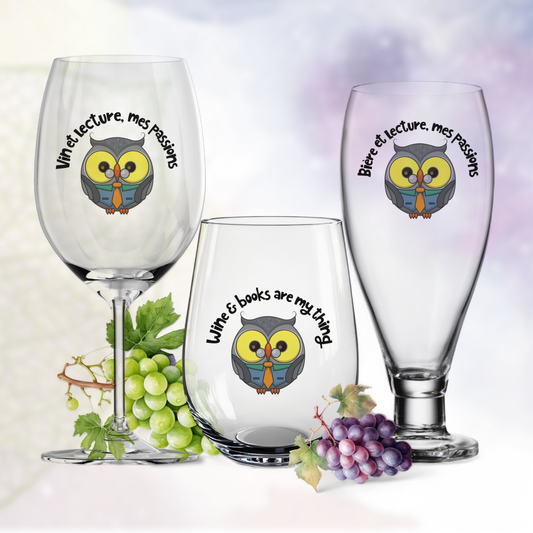 LaJoie de l'Art - Wine and Books Are My Thing | Book Lover with Owl Wine & Beer Glass with Optional Custom Name